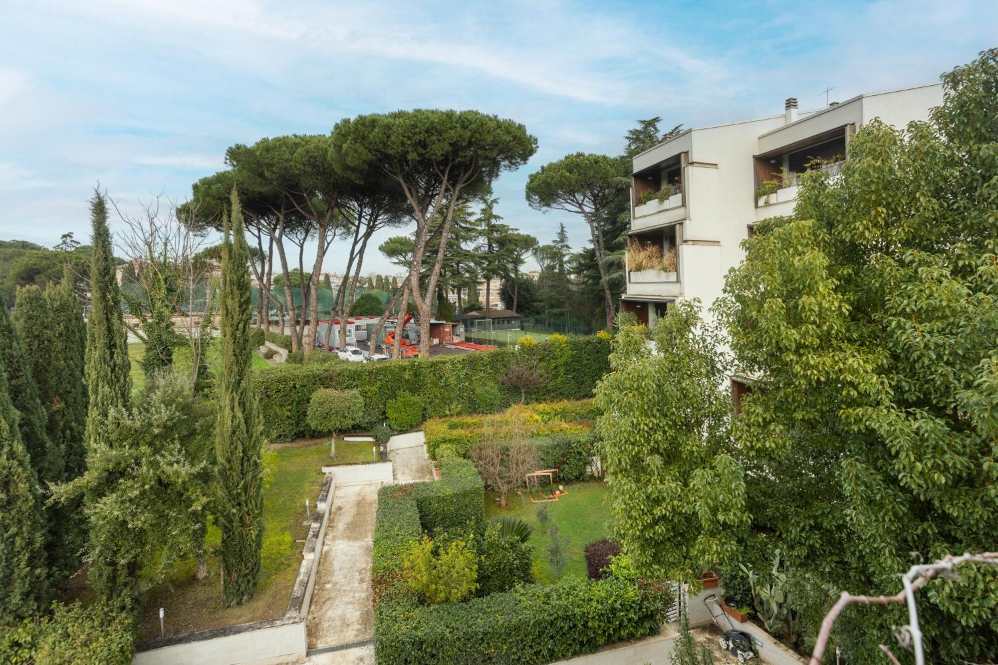 The Poolside House - New 2 Bedroom With Terrace Apartamento